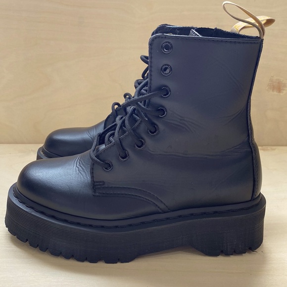 DR MARTENS VEGAN PLATFORM JADON II BOOT MONO - Picture 4 of 13